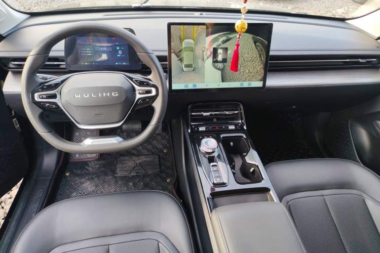 Used Wuling Xingguang 2023 70 Standard Edition Center Console