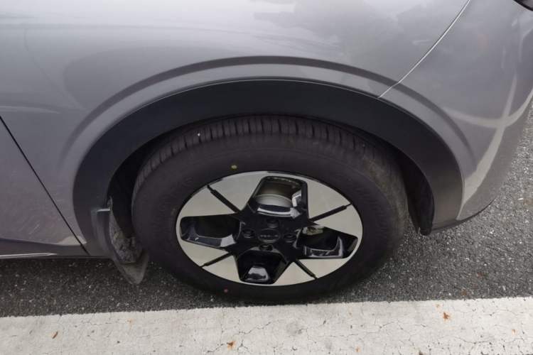 Used Geely Galaxy Geome 2025 UP 410km Exploration Edition
