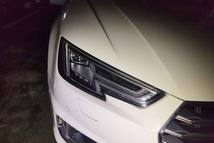 Used Audi A4L 2019 40 TFSI Fashion Edition China VI Emission Standard
