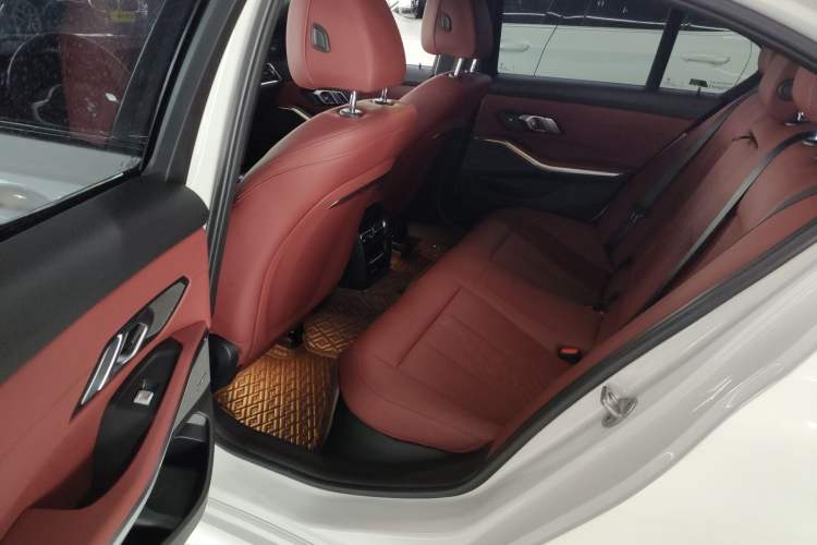 Used BMW 3 Series 2023 325i M Sport Night Edition Package