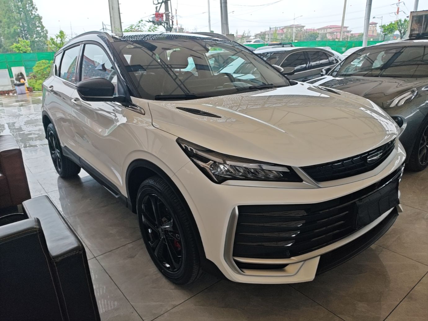 Geely Auto Coolray 2025 Bin Yue L 1.5T DCT Starlight Edition — снимка 3