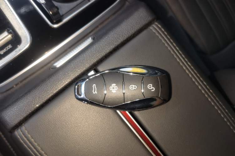 Used Hongqi HS5 2023 2.0T Qixiang Pro Edition
