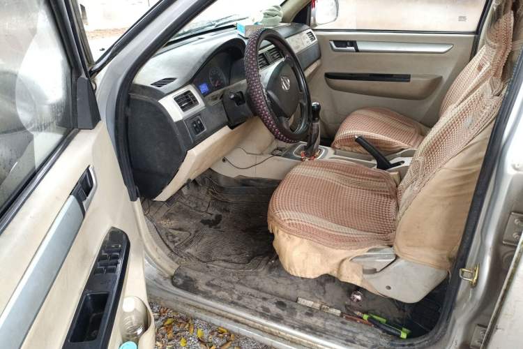 Used CHANGAN KAICHENG Shenqi F30 2016 1.5L Comfort Plus Long Wheelbase DAM15L Driver Seat