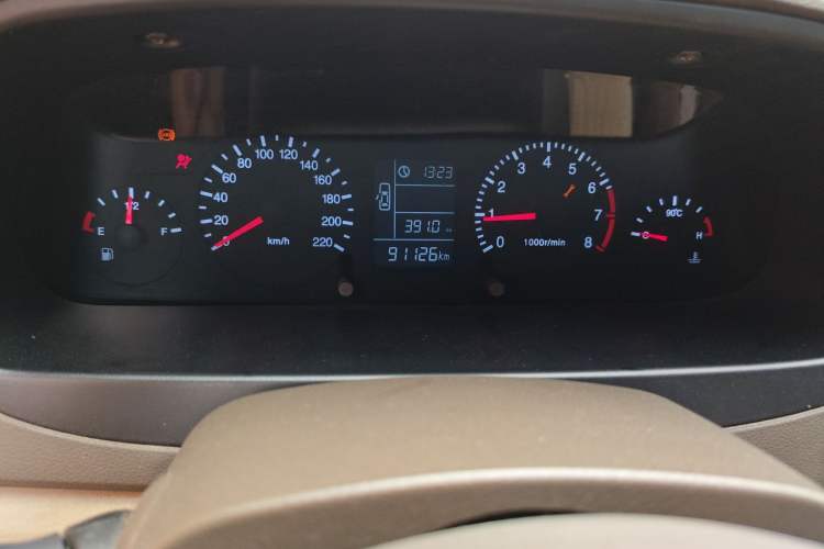 Used Chery Fengyun 2 2010 Hatchback 1.5L Ambition Model Odometer Close Up