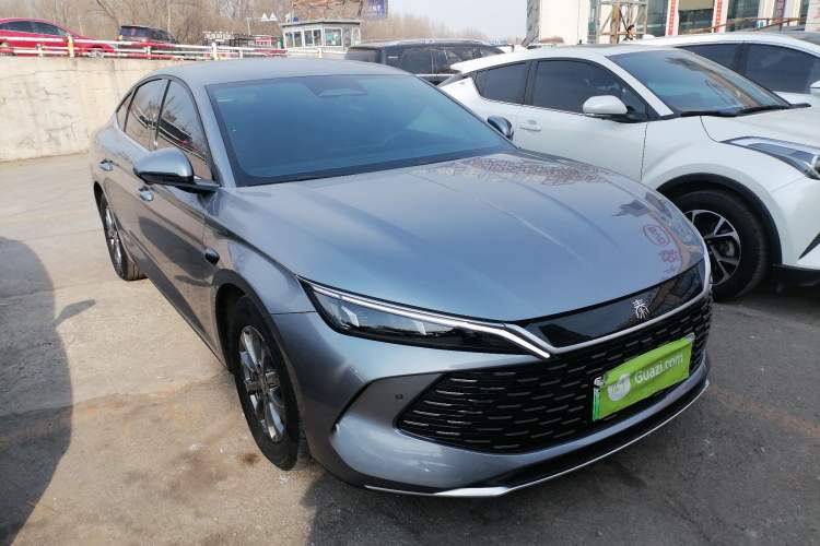 Used BYD Qin L 2025 DM-i Smart Drive 80KM Leading Model Front Right 45 Deg