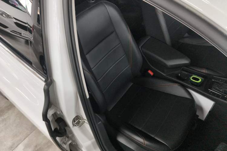 Used Volkswagen Bora 2023 200TSI DSG YueXing PRO Edition Right Front Seat