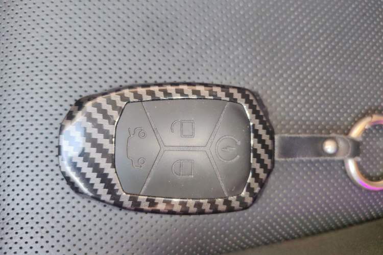 Used Lynk & Co 02 2018 1.5T DCT Two-Wheel Drive Pro Version China V Emission Standard Vehicle Key