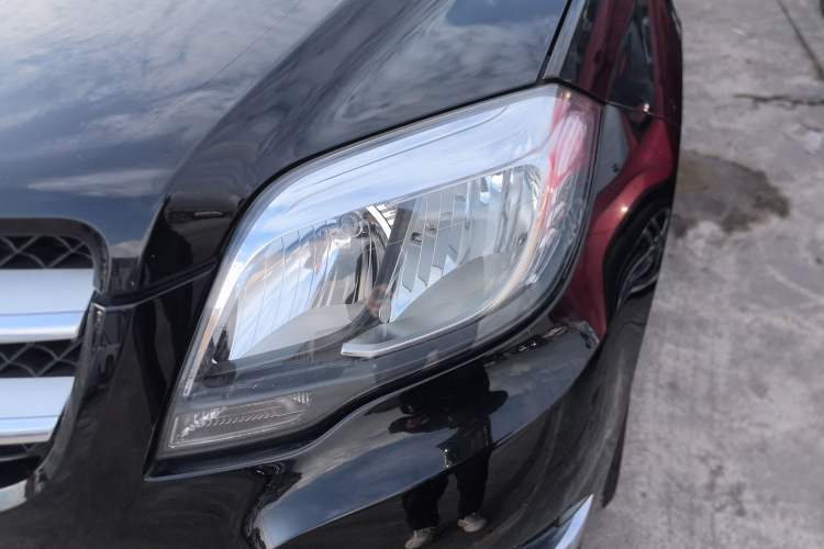 Used Mercedes-Benz GLK-Class 2014 GLK 200 Standard Model Left Front Headlight