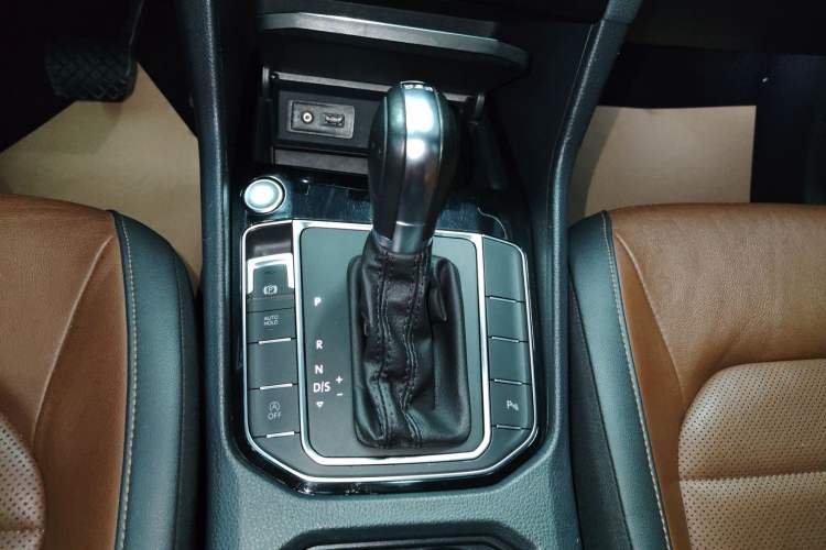 Used Volkswagen Golf Sportsvan 2016 280TSI Automatic Luxury Model
