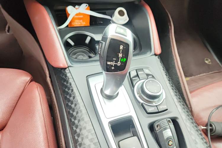 Used BMW X6 2011 xDrive35i Middle East version Gear Lever