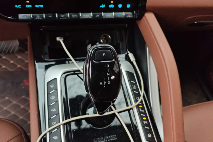 Used Haima 7X 2020 1.6 TGDI Automatic Flagship Model Gear Lever