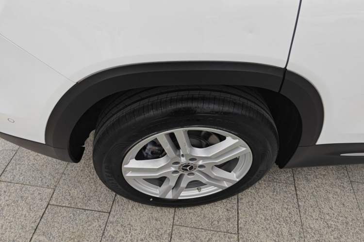 Used Mercedes-Benz GLB 2022 GLB 220 Dynamic Edition Right Rear Wheel Hub