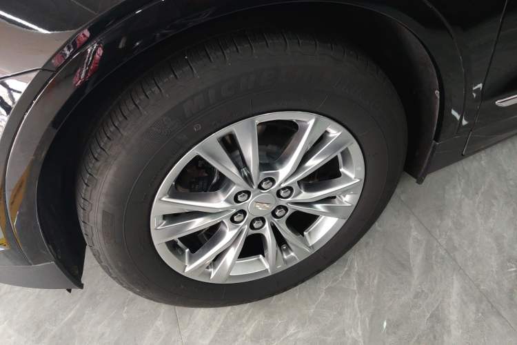 Used Cadillac XT5 2021 2.0T Two-Wheel Drive Luxury Version