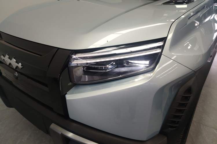 Used Formula Leopard Titanium 3 2025 501 km All-Wheel Drive Intelligent Driving Max Edition