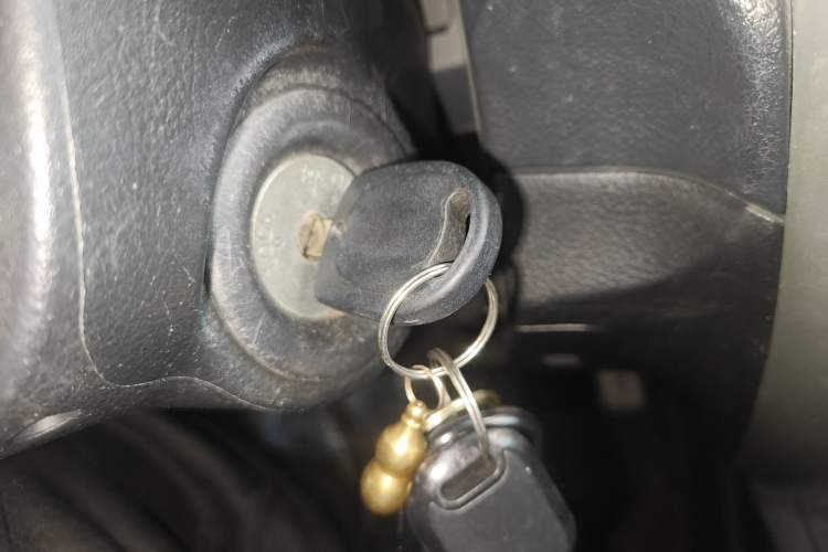 Used Nissan Livina 2013 1.6XE CVT Comfort Edition Vehicle Key