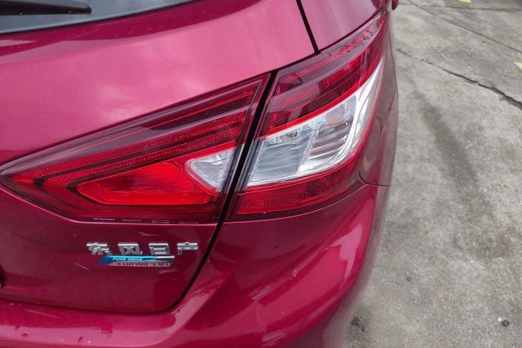 Used Nissan Tiida 2016 1.6L CVT Smart Drive Edition
