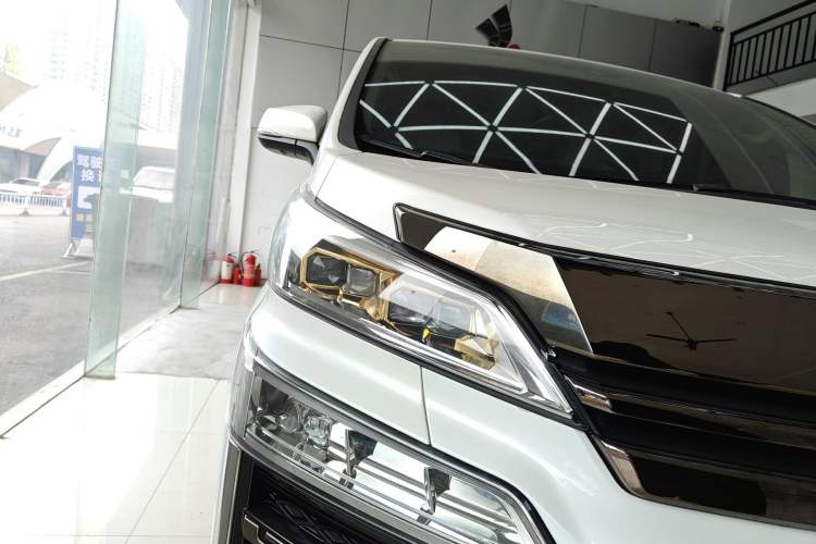 Used Toyota Vellfire 2023 Crown Dual-Engine 2.5L HV Ultimate Edition Right Front Headlight