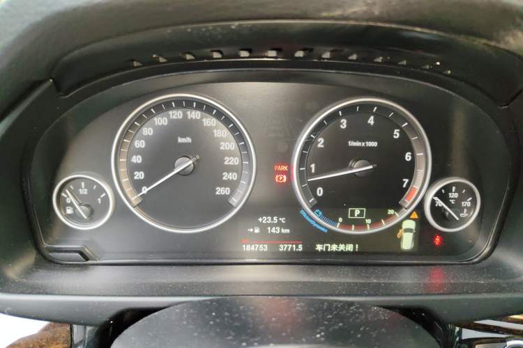 Used BMW X5 2017 xDrive35i Elegant Edition Instrument Cluster