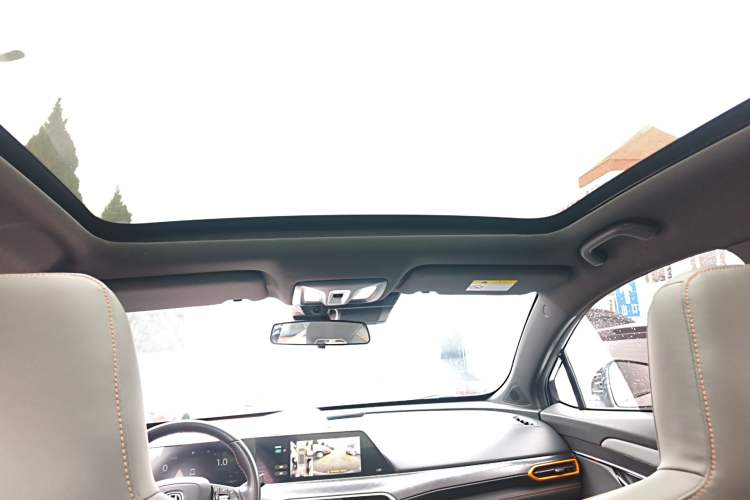 Used Changan UNI-T 2022 1.5T Prestige Version
