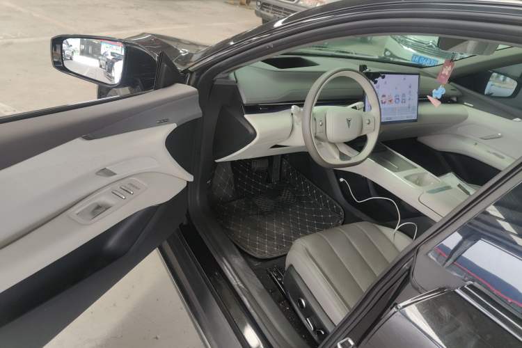 Used Deepal L07 2026 Model 550Ultra Huawei Qiankun ADS SE Edition
