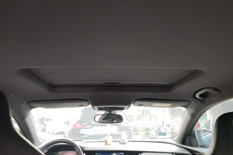 Used Buick Regal 2017 GS 28T Prestige Model