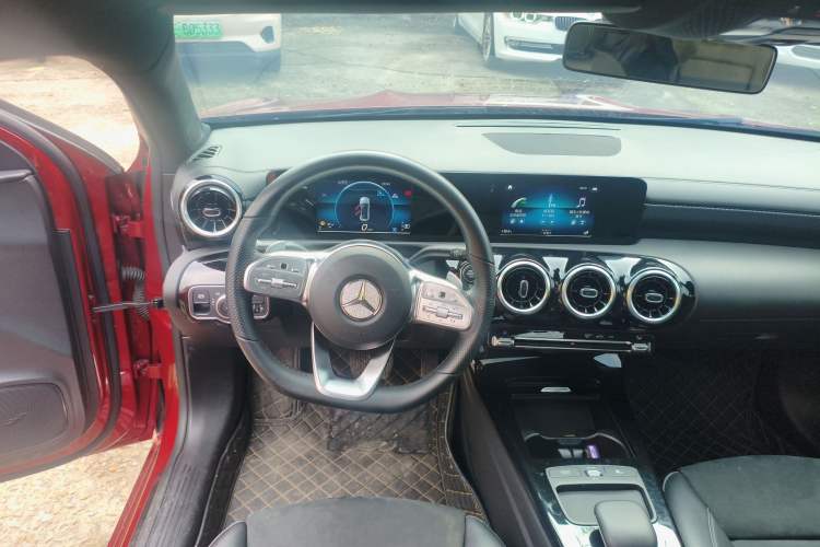 Used Mercedes-Benz A-Class 2019 A 180 L Sport Sedan Steering Wheel