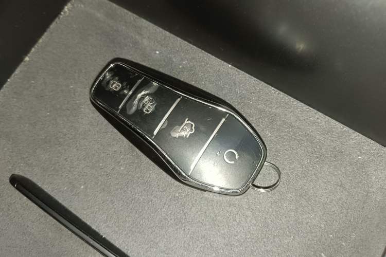 Used BYD Song L EV 2025 Intelligent Driving Version 662 km LiDAR Excellence Edition