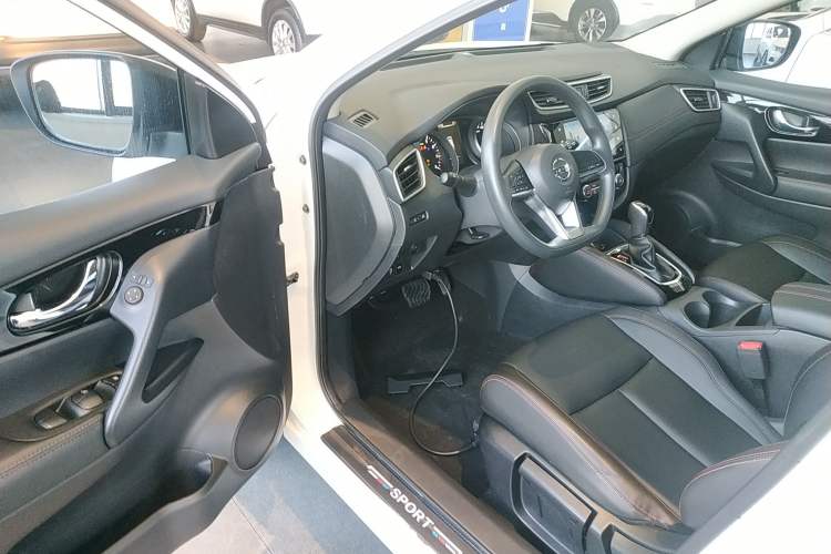 Used Nissan Qashqai 2022 2.0L CVT XV Smart Enjoyment Version Driver Seat