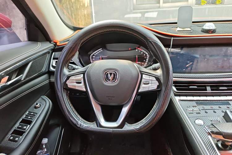 Used CHANGAN CS85 COUPE 2019 2.0T Automatic Luxury Edition China VI Standard Steering Wheel