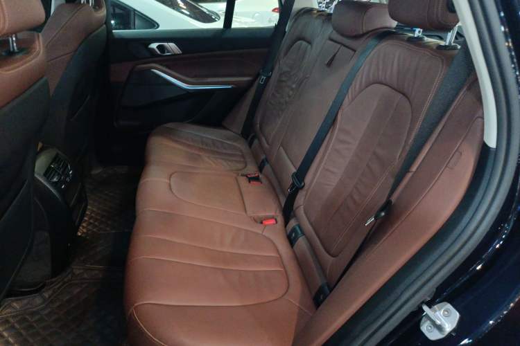 Used BMW X5 2019 xDrive40i M Sport Package
