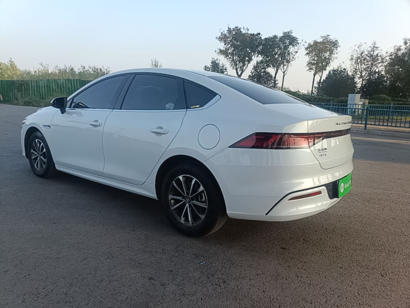 BYD Qin PLUS 2024 HONOR Edition DM-i 55KM Leading Model — снимка 4