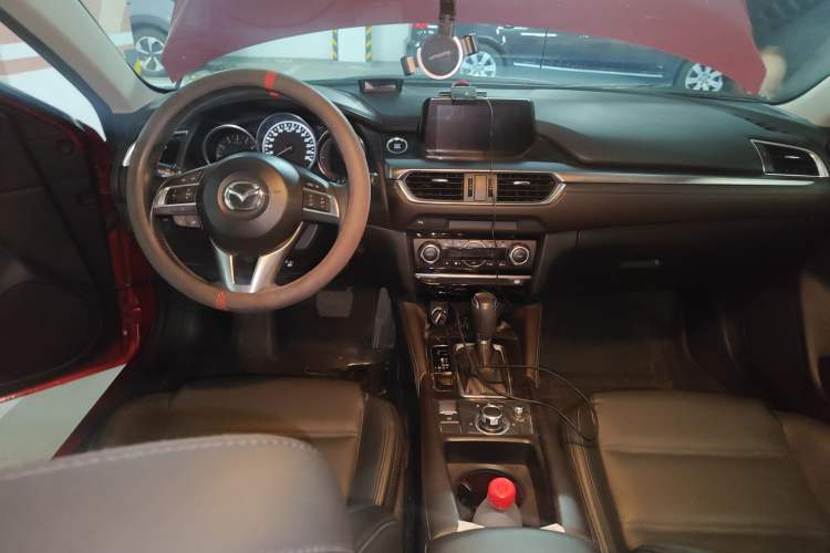 Used Mazda Atenza 2015 2.0L Blue Sky Luxury Edition