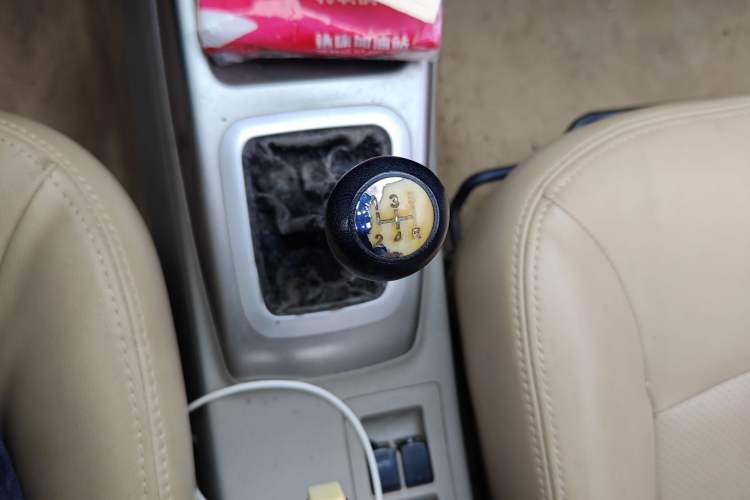 Used Changan Alsvin V3 2012 1.3L Manual Comfort Version China IV Standard
