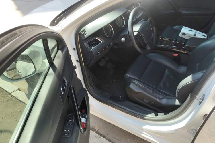 Used Peugeot 508 2015 1.6THP Automatic Prestige Edition Driver Seat