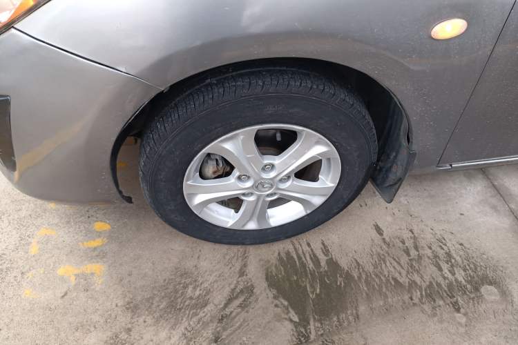 Used Mazda Mazda 3 2013 Sedan 1.6L Manual Elite Model