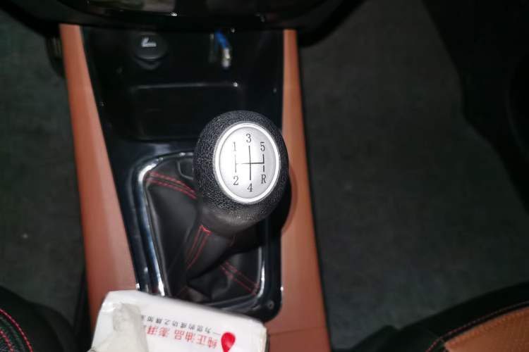 Used FORTHING Joyear X5 2015 1.6L Manual Luxury Model
