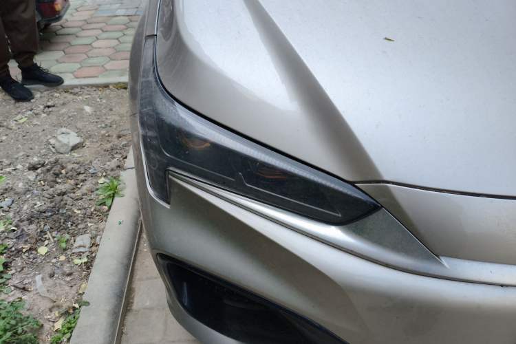 Used AION S 2023 Meizu 580 Lithium Iron Phosphate Right Front Headlight