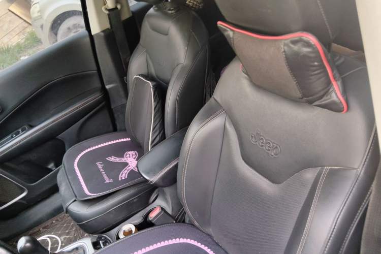 Used Jeep Compass 2017 200T Automatic Family Edition Left Front Seat