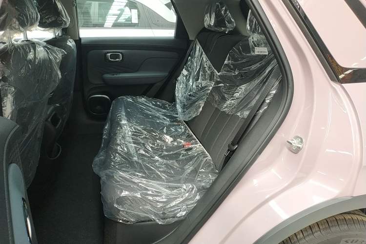 Used AION UT 2025 330 Starlight Edition Left Rear Seat