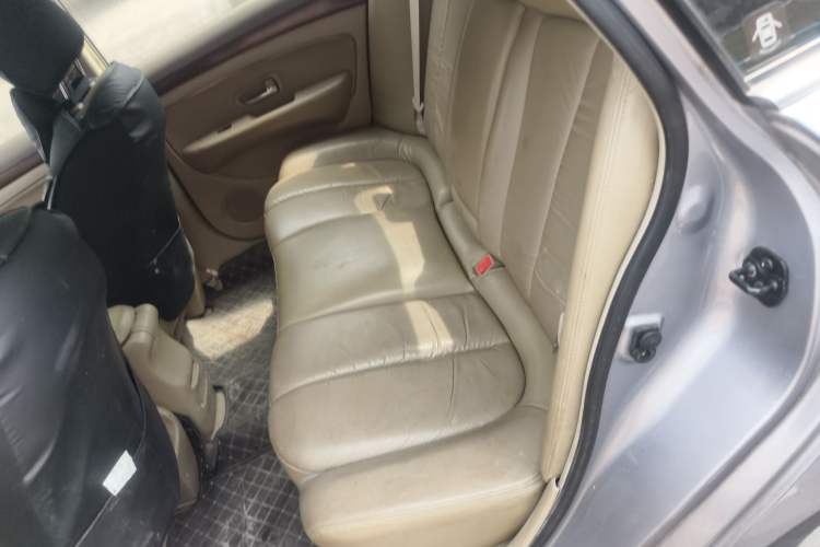 Used Nissan Sylphy 2009 1.6XL Automatic Luxury Sunroof Edition Left Rear Seat