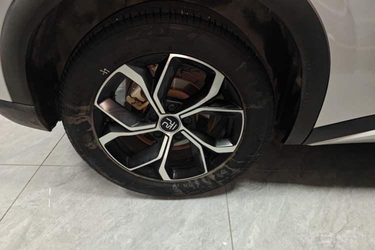 Used BYD Yuan PLUS 2022 430 km Luxury Version Right Rear Wheel Hub