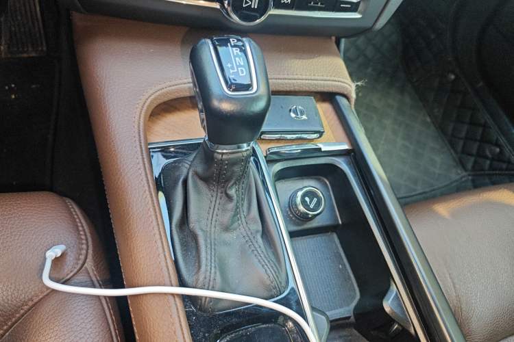 Used Volvo S90 2020 T5 Zhiyi Luxury Edition
