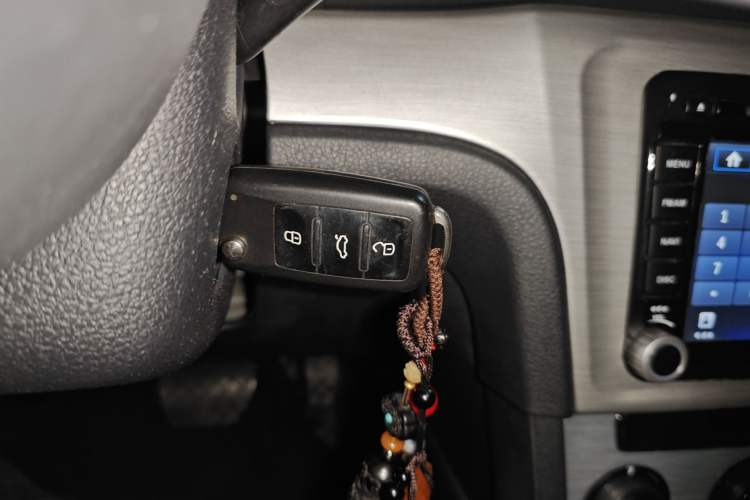 Used Volkswagen Lavida 2014 1.4 TSI DSG BlueMotion Technology Version