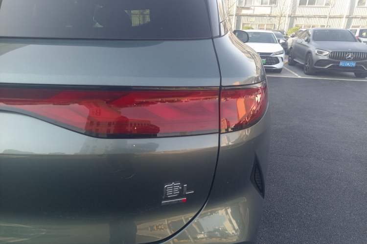 Used BYD Tang L 2025 DM 175KM Drone Player Edition