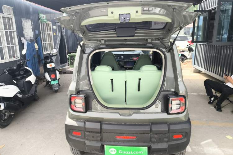 Used Geely Galaxy Panda 2025 210km Panda Rider Trunk