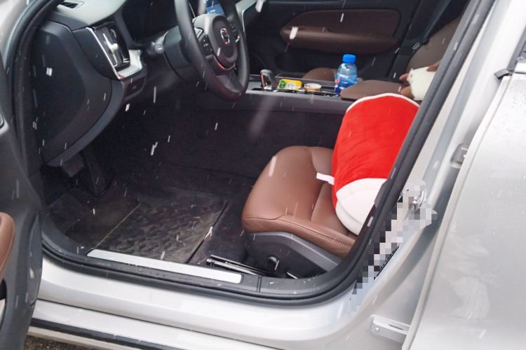 Used Volvo S60 2023 B4 Zhiyi Luxury Edition
