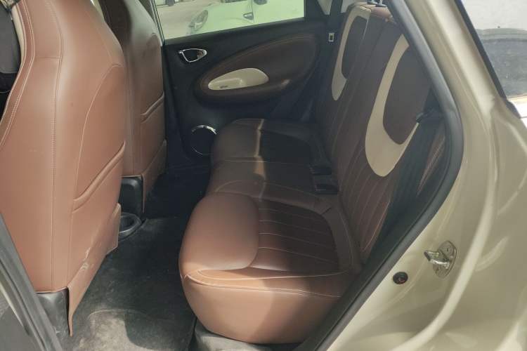 Used Wuling Bingo 2023 333 km Lingxi Connected Version
