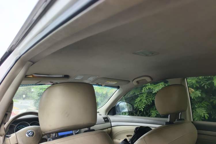 Used Dongfeng Junfeng E11K 2019 Standard Model
