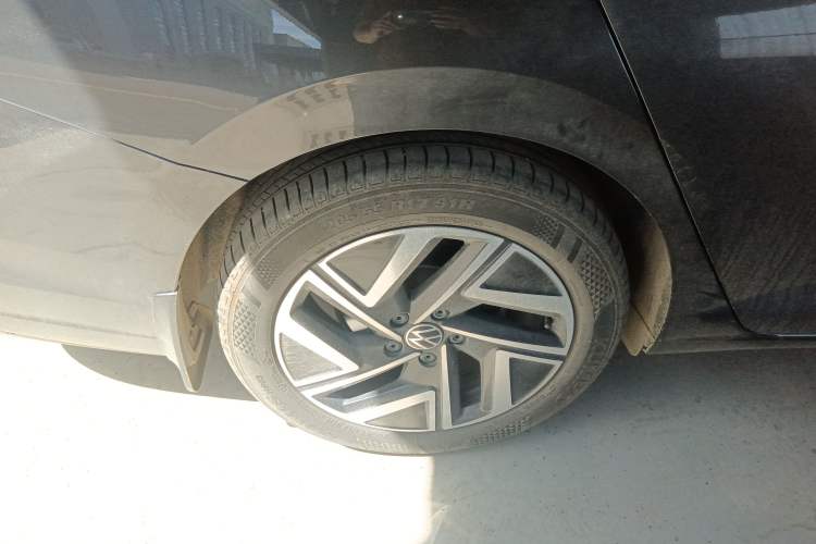 Used Volkswagen Sagitar 2025 Revised 300TSI DSG Excellence Edition Exterior 5