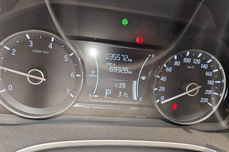 Used Honda Crider 2019 180 Turbo CVT Luxury Edition China V Odometer Close Up